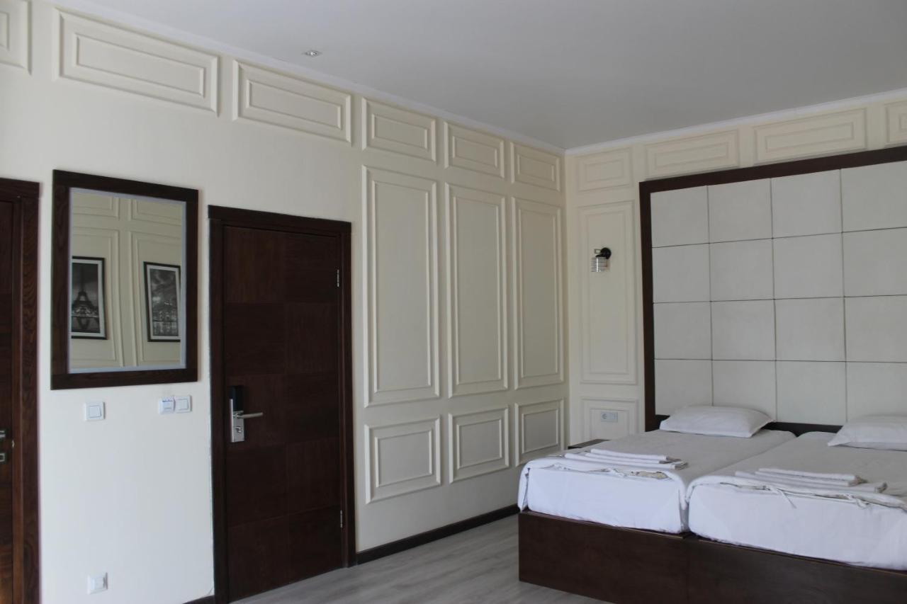 Sk Hotel Biškek Exteriér fotografie